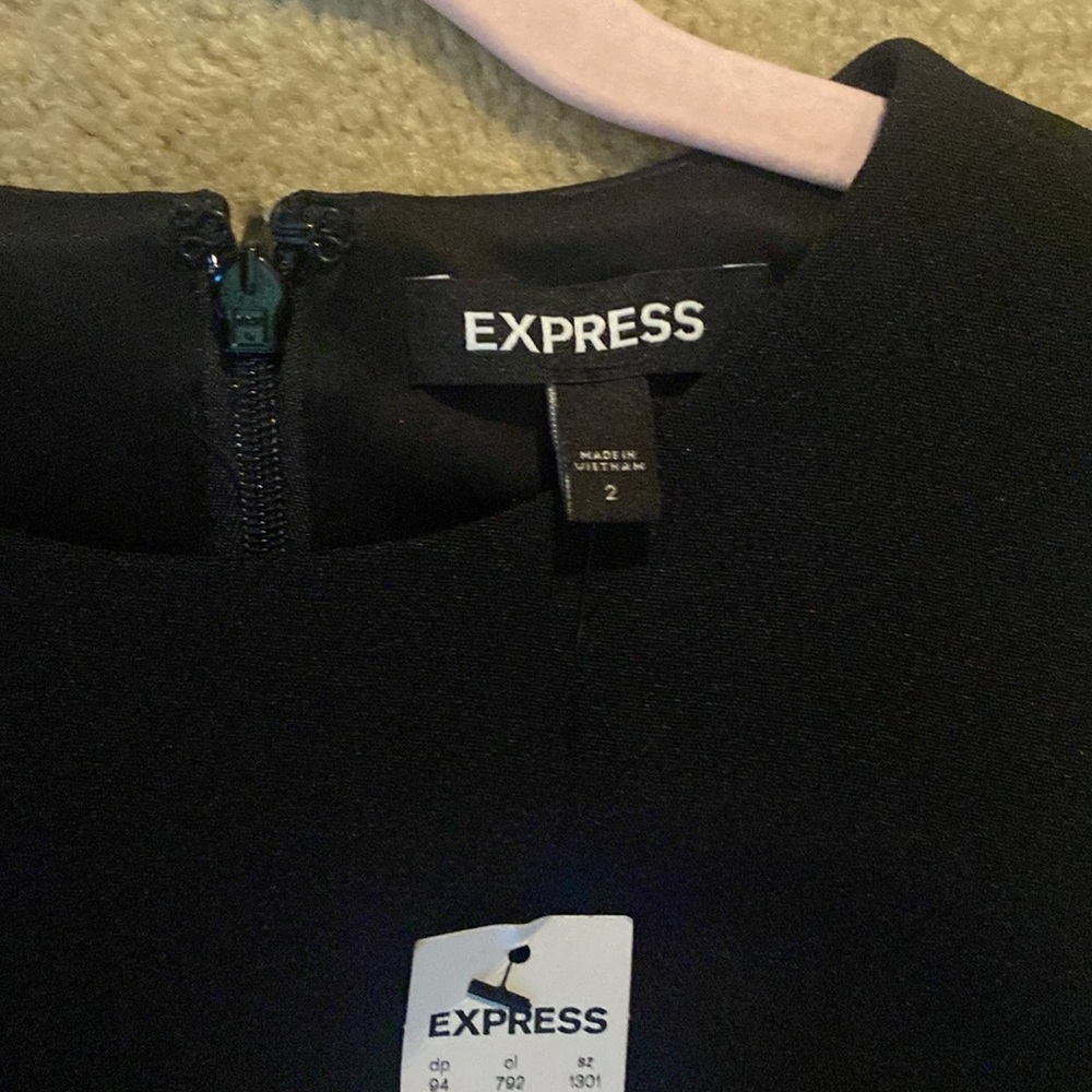 LITTLE BLACK DRESS Express - Picture 3 of 8
